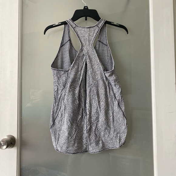 Lululemon Tank Top - Picture 2 of 3